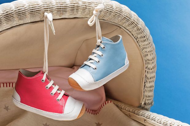 Der ideale Kinderschuh ist nicht nur modisch, sondern auch passgenau, leicht und bequem.