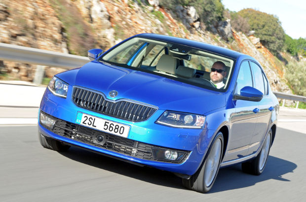 Jetzt auch mit Allrad - die Skoda Octavia Limousine.