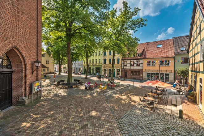 Das Seebad Ueckermünde mit seiner malerischen Altstadt eignet sich als Ausgangspunkt für abwechslungsreiche Familienabenteuer am Stettiner Haff.