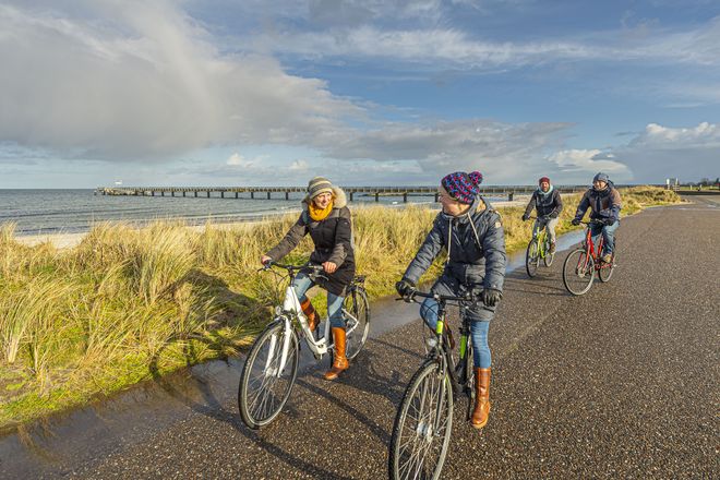 Bei einer frühherbstlichen Radtour kann man die Ostseeküste und das Binnenland besonders intensiv erleben.