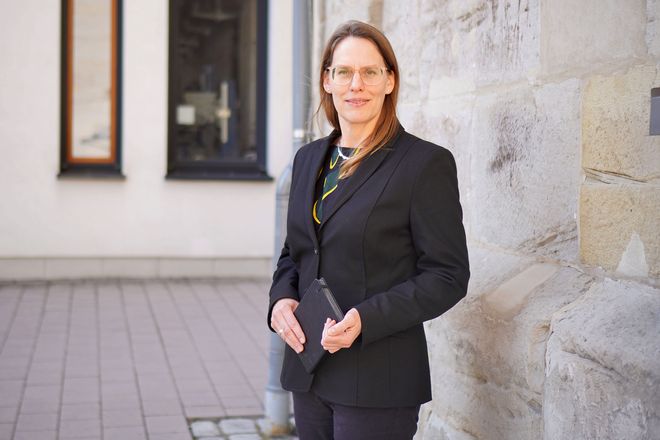 Almut Lottmann-Löer ist Professorin an der HS Coburg und mag unter anderem die Selbstbestimmtheit innerhalb ihres Berufes.