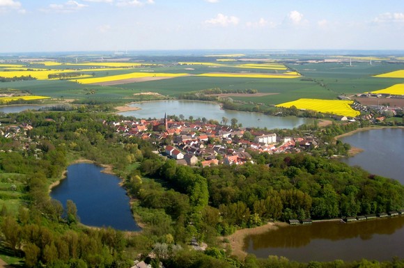 Kleine Buchten, weite Wälder und Felder und ein gut ausgebautes Wegenetz machen das Stettiner Haff zu einem beliebten Ziel für Radurlauber.