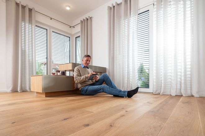 Parkettböden bringen Natürlichkeit ins Haus und unterstützen ein gesundes Raumklima.