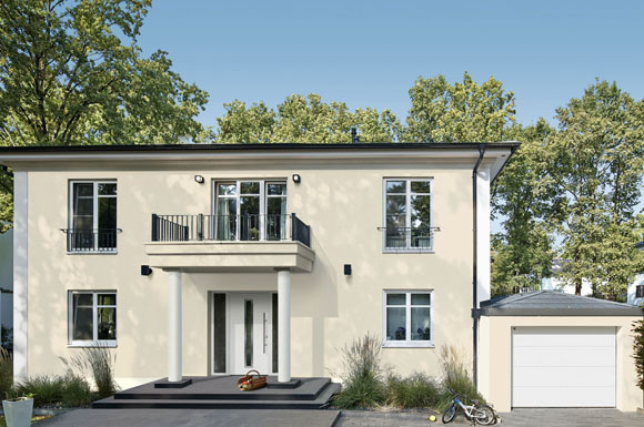 Optisch aus einem Guss und dazu sehr funktionell: Moderne Haustüren und Garagen-Sectionaltore sorgen für ein sichereres und energieeffizientes Zuhause.