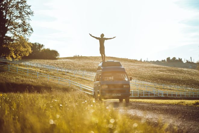 Dem Camper liegt die Welt zu Füßen - mit einem individuellen Wohnmobil vom Privatvermieter.