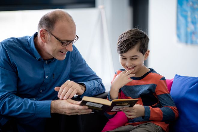 Damit Kinder richtig lesen lernen: Förderer gesucht - Lesementoren