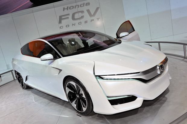 Gibt in Detroit sein USA-Debut: der Honda FCV Concept.
