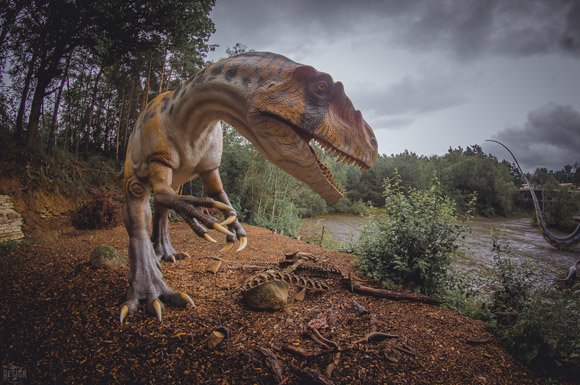 Deutschlands größter wissenschaftlicher Erlebnis- und Themenpark, der „Dinosaurier-Park Münchehagen“ ist einen Ausflug mit der ganzen Familie wert.