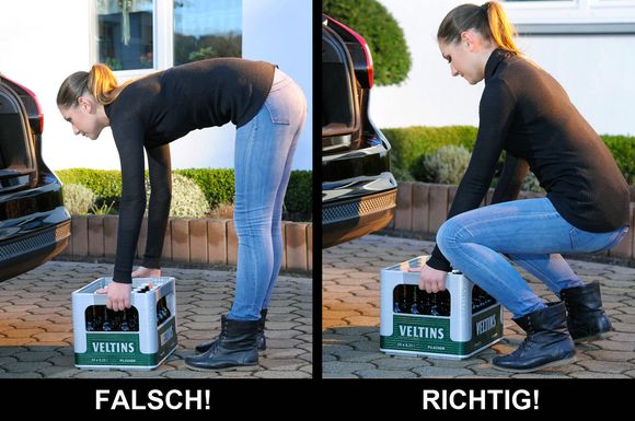 Wer einen Kasten Bier transportieren will, sollte beim Anheben mit geradem Rücken in die Knie gehen und die Last beim Transport dicht am Körper halten.