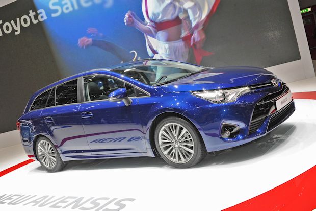 Der Toyota Avensis soll Privat- und Geschäftskunden überzeugen.