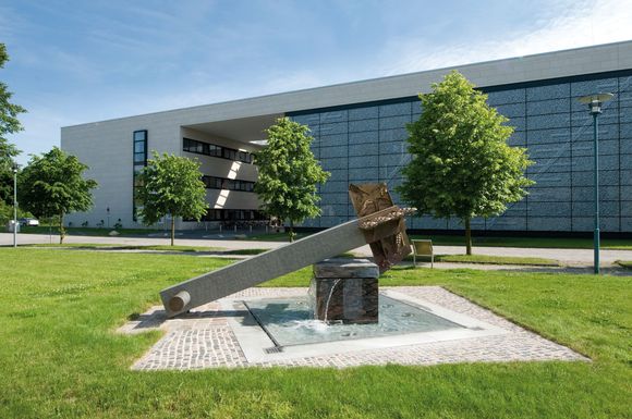 Im Weinberg Campus arbeiten, forschen und lernen über 5.000 Angestellte sowie 7.000 Studenten an nichts weniger als den globalen Lösungen für die Zukunft.