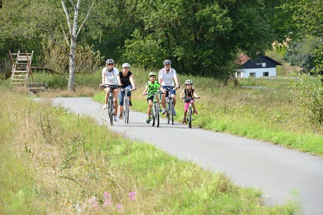 Im Odenwald gibt es familienfreundliche Radwege in flachen Flusstälern und zu spannenden Ausflugszielen.