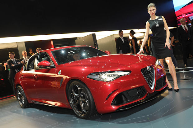 Die Proportionen des neuen Alfa Romeo Giulia sollen an den Giulietta Sprint aus den 1950er Jahren erinnern.