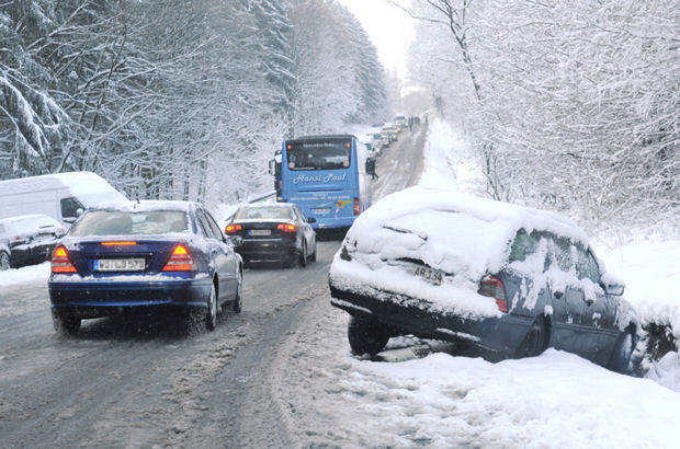 Schon bald könnte der erste Wintereinbruch kommen. Wie gut, wer dann schon mit Winterreifen unterwegs ist.