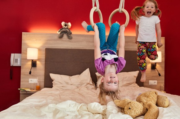 Viel Platz zum Spielen und Austoben - Kinder kommen rund um das Gut Wenghof auf ihre Kosten.