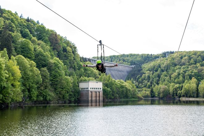 Die Megazipline &uuml;ber dem Rappbodetal ist Europas gr&ouml;&szlig;te Doppelseilrutsche.