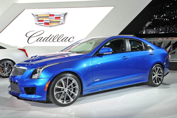 Der Cadillac ATS-V ist der erste Twin-Turbo der V-Serie mit rennstreckentauglichen Fahrleistungen.