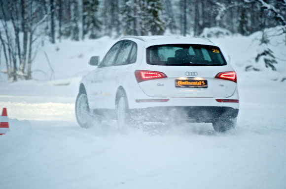 Hohes Gewicht und jede Menge Power: Speziell auf SUV-Fahrzeuge angepasste Winterreifen bieten hohe Sicherheit für diese Fahrzeugklasse.