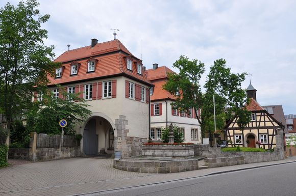 Schlössle Meinhardt: Radelnde Wohnmobilisten können auf der Landheg-Tour West vom malerischen Luftkurort Mainhardt durch das idyllische Rottal fahren.