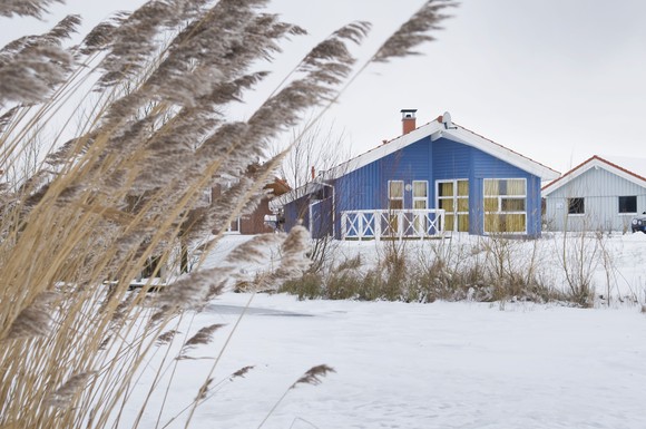 Der Winter ist an der Küste eine besonders reizvolle Reisesaison: Jetzt geht es in den beliebten Ferienorten wie etwa dem Nordseebad Otterndorf familiär und gemütlich zu.