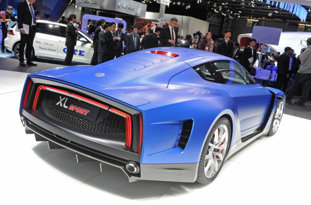 Die VW-Sportwagenstudie XL Sport ist ein Blickfang auf dem Pariser Autosalon.