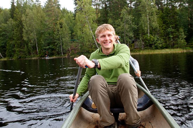 In Norwegen können Jugendliche die Wasserwelt mit dem Kanu durchstreifen.