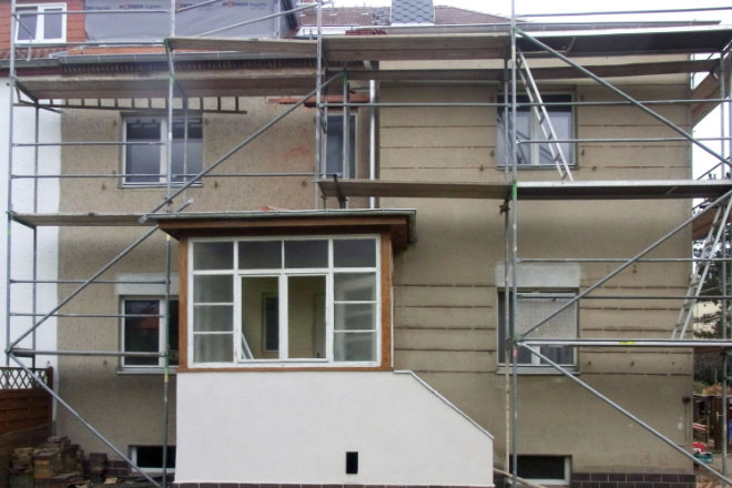 Bei der Modernisierung von älteren Ein- und Zweifamilienhäusern sind eine gründliche Voruntersuchung und eine detaillierte Planung sehr zu empfehlen.
