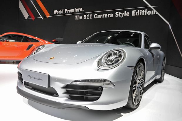 Porsche bringt für den legendären 911 Carrera eine Style Edition.