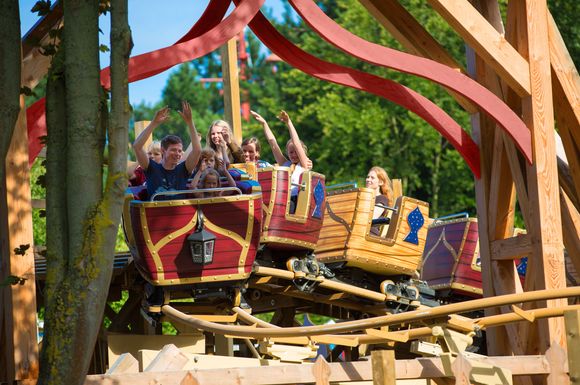 "Der kleine Zar - Meine erste Achterbahn": Die Kinderachterbahn bietet den perfekten Einstieg in das Achterbahn-Abenteuer im Hansa-Park.