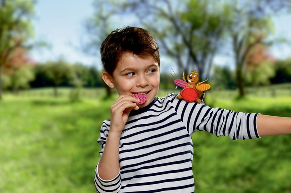 Knackige Snacks stehen bei Kindern hoch im Kurs. Gebackene Waffeln beinhalten dabei weniger Fett als herkömmlich frittierte Chips.