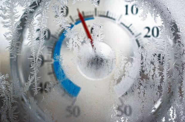 Beim Wechselspiel von Frost und Tauwetter sollten Hausbesitzer ihre Heizungs- und Wasserrohre besonders gut schützen.