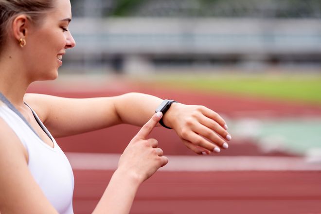 Läuft ohne Fachkräfte der Informatik nicht: Apps, Trackingprogramme und Co. sorgen für eine Digitalisierung des Sporterlebnisses.