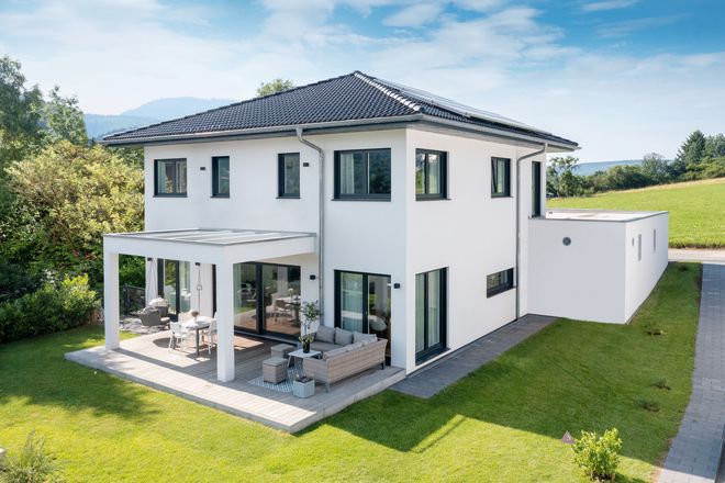 Dieses Haus erfüllt die hohen Anforderungen an das neue Förderprogramm der KfW. Die Baureihe umfasst fünf attraktive Hausentwürfe.