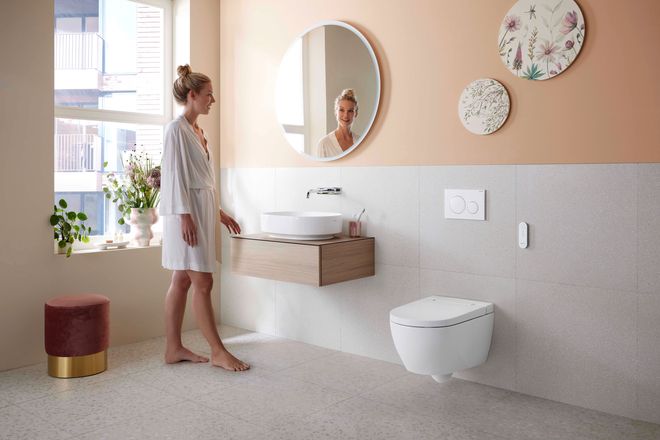 Ein modernes WC kann mehr als eine herkömmliche WC-Keramik. Reinigungsfreundlichkeit, Geräusche, Wassersparen und Ästhetik sollten bei der Auswahl eine Rolle spielen.