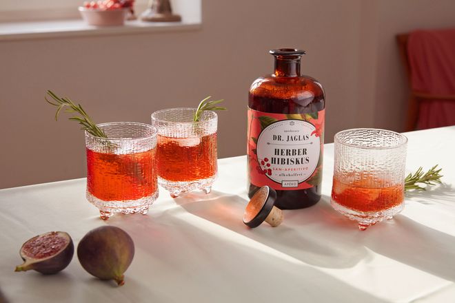 Alkoholfreie Varianten bekannter Getränke sind ebenso aromatisch und haben einen ganz ähnlichen Geschmack wie ihre alkoholhaltigen "Geschwister".