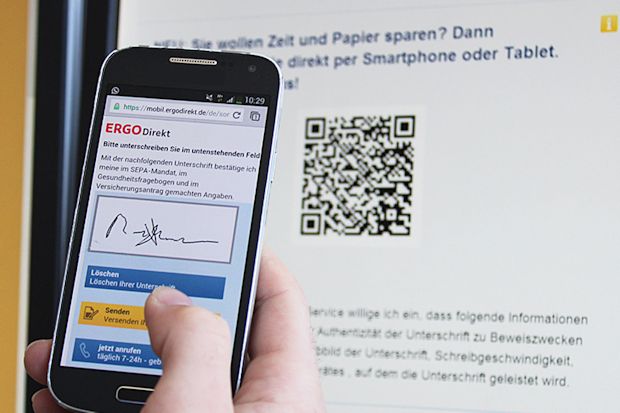 Mit der elektronischen Unterschrift kann man auch Versicherungen papierlos beantragen.