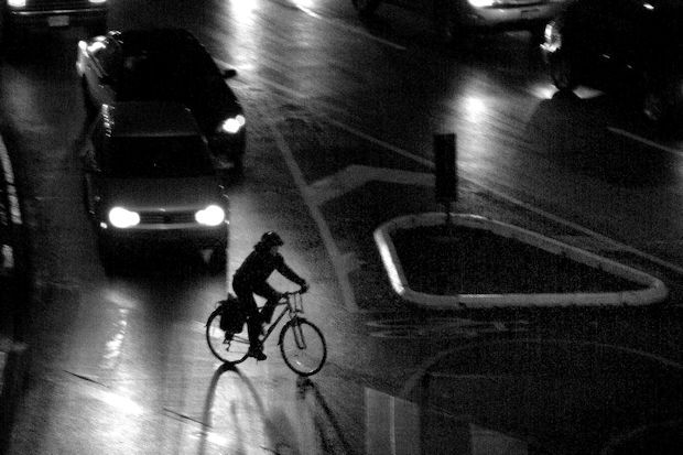 Viele Radfahrer sind ohne Licht und Reflektoren unterwegs.